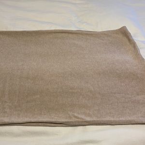 Caroline Grace Topper